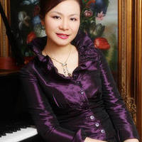 Headshot of Jacqueline Beihua Tang